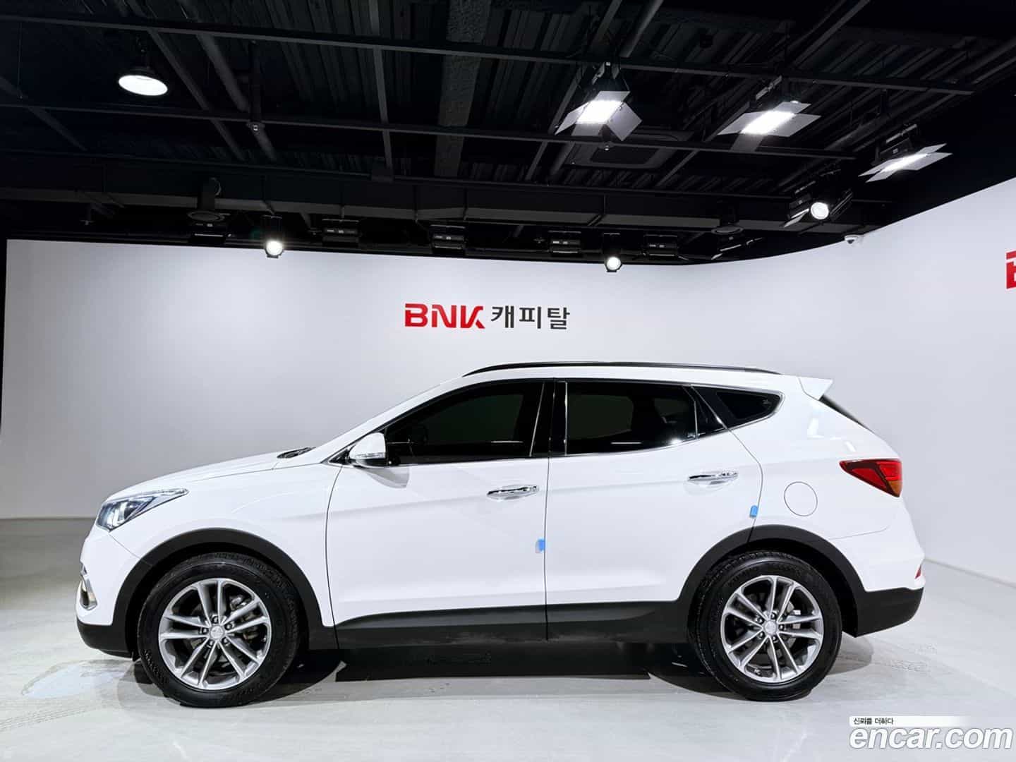 Santafe Hyundai 2016.0-OUTER-003