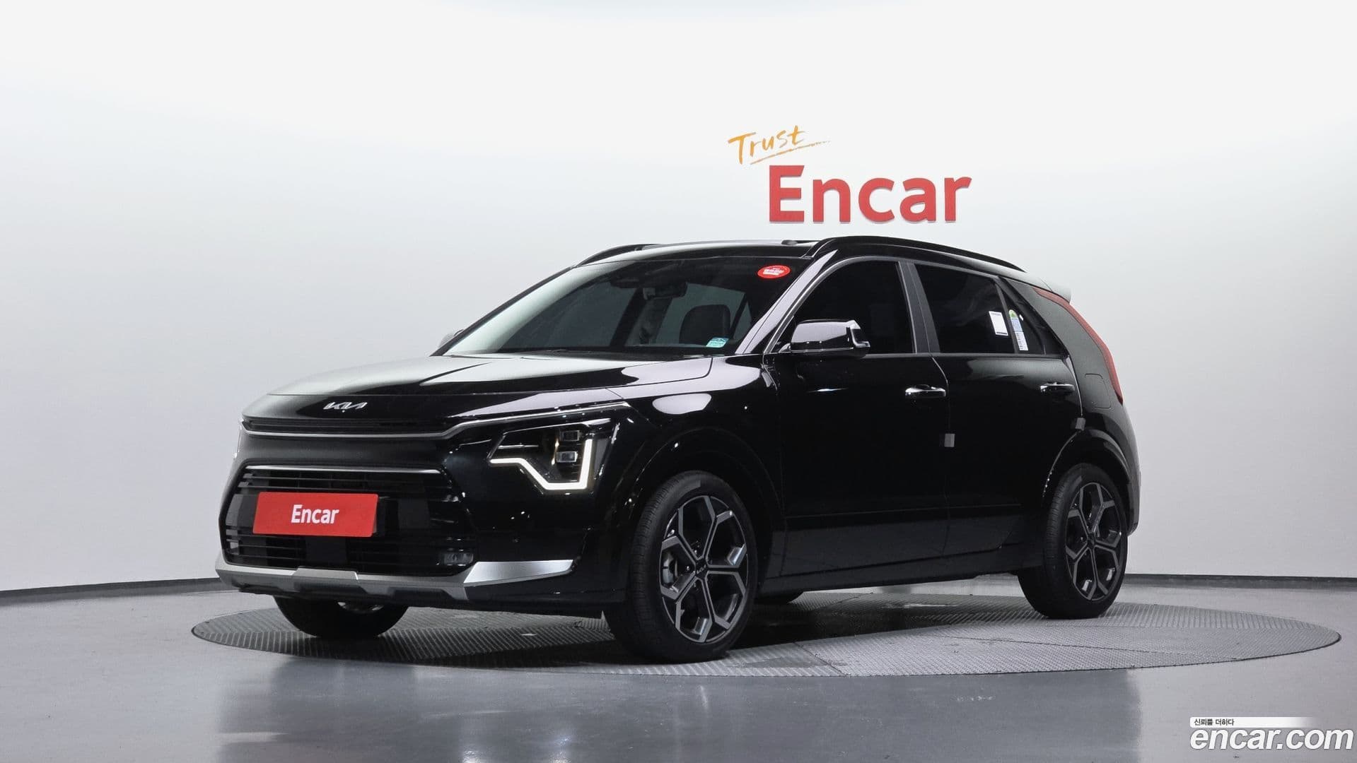 Main__Slider__Photo:Niro Kia 2025.6-0