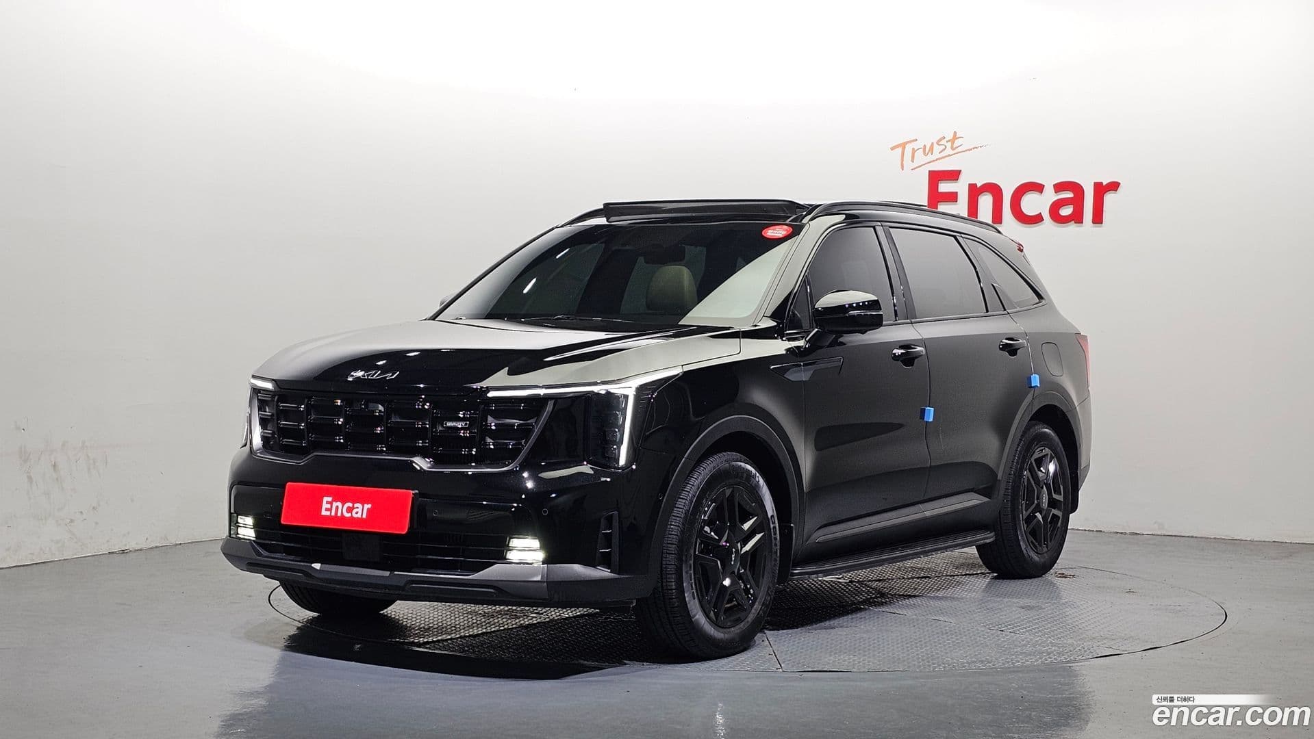 Main__Slider__Photo:Sorento Kia 2025.3-0
