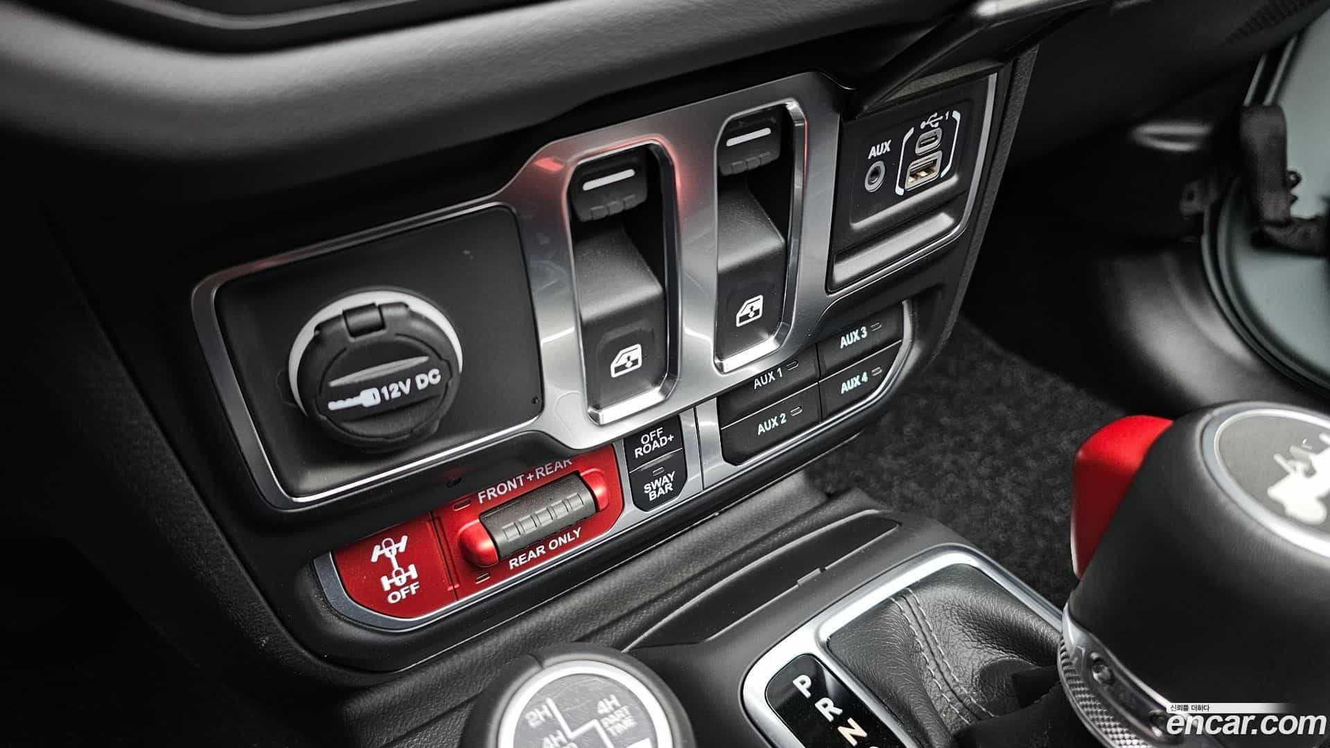 Wrangler Jeep 2024.8-OPTION-024