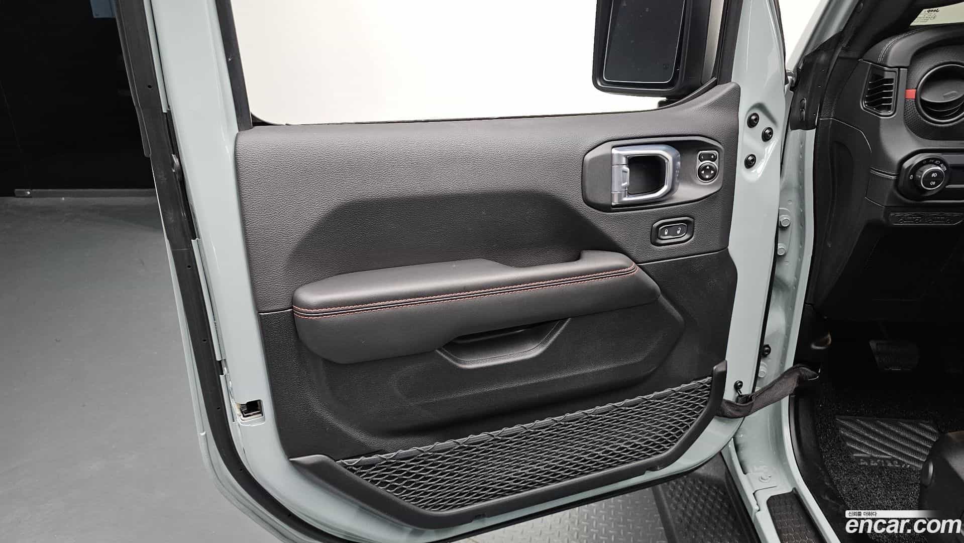 Wrangler Jeep 2024.8-INNER-035