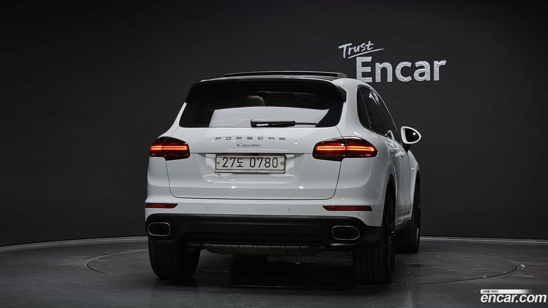 Cayenne Porsche 2016.5-OUTER-004