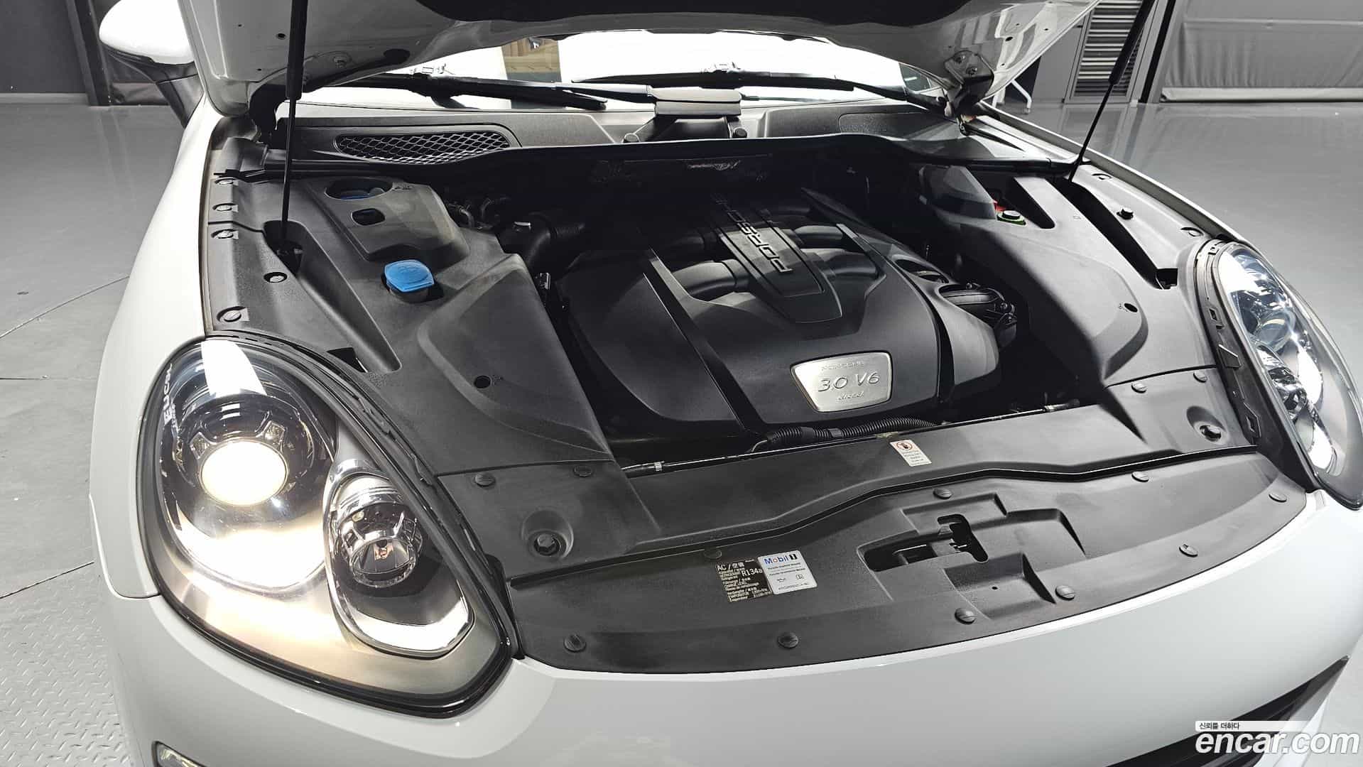 Cayenne Porsche 2016.5-OUTER-006