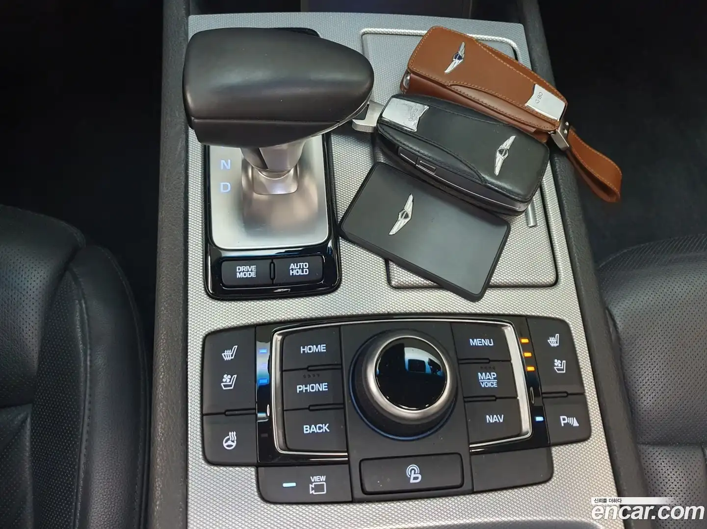 G80 Genesis 2016.8-INNER-009