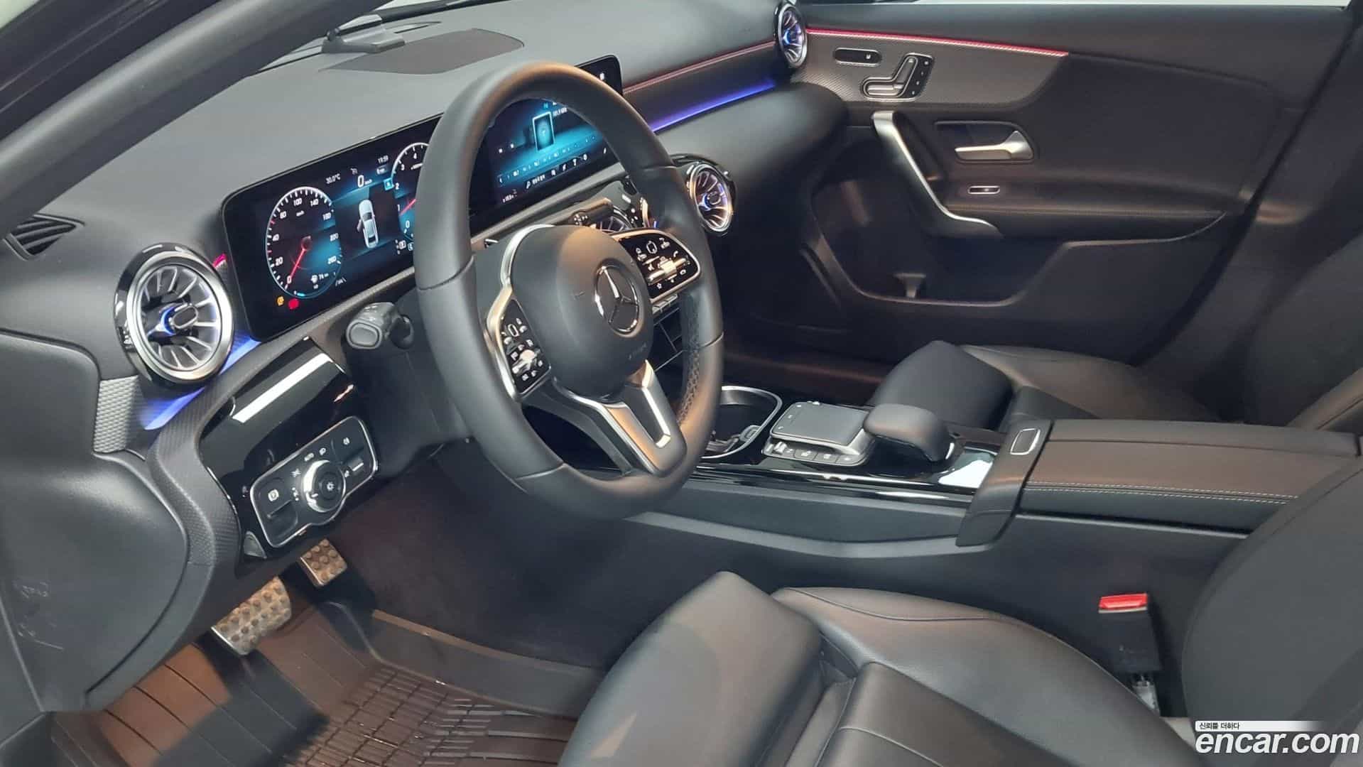 A-Class Mercedes-Benz 2021.11-OPTION-018