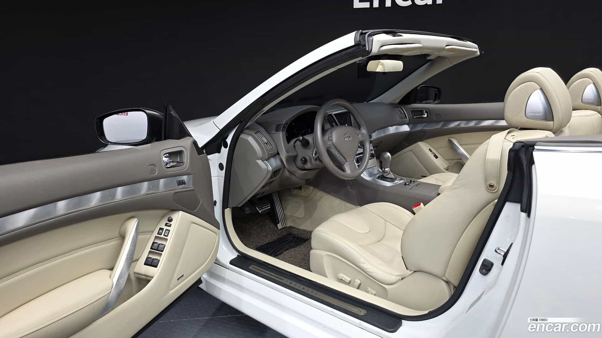 G Infiniti 2009.5-INNER-010