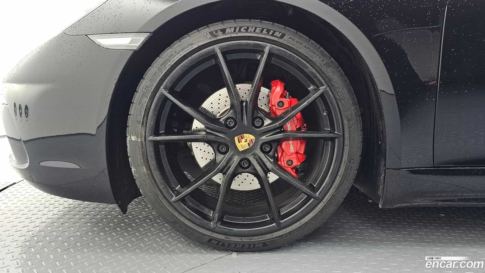 718 Porsche 2016.7-OUTER-005