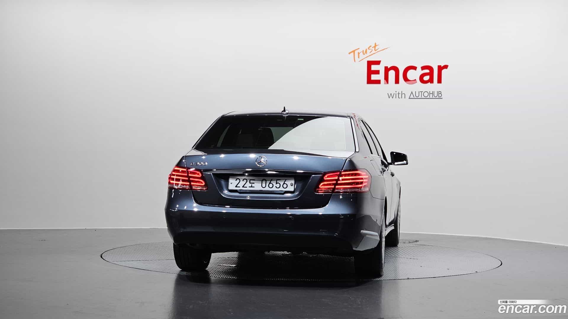 E-Class Mercedes-Benz 2016.0-OUTER-004