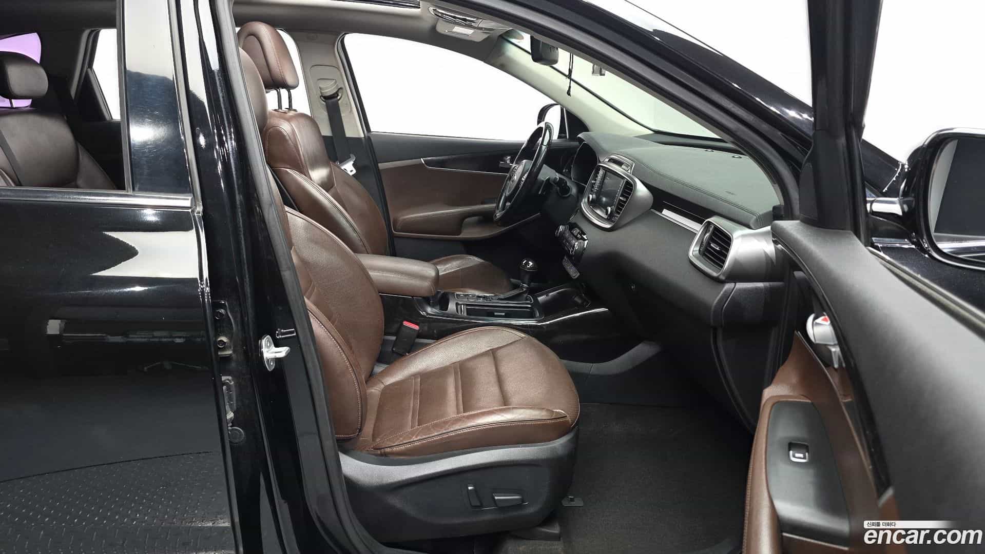 Sorento Kia 2015.8-OPTION-015