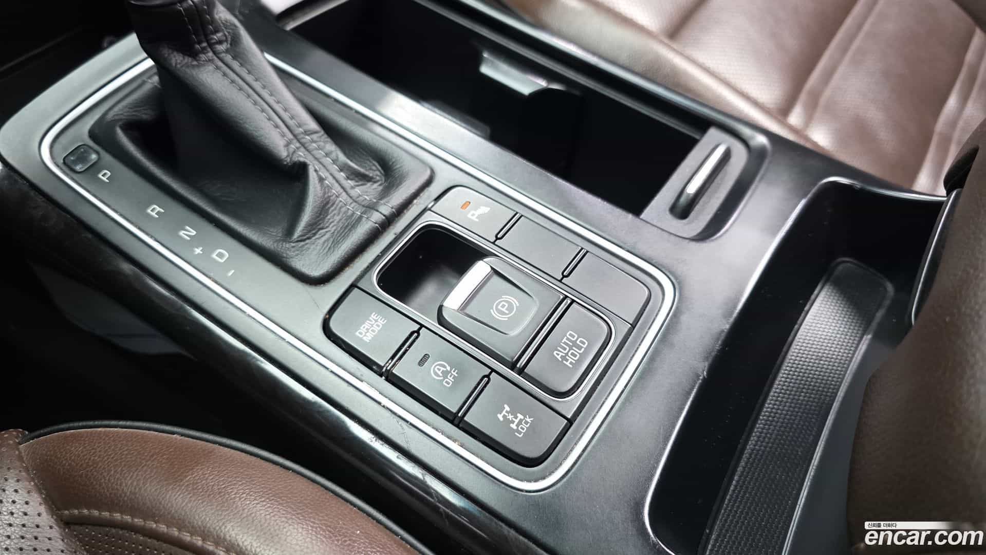 Sorento Kia 2015.8-OPTION-021