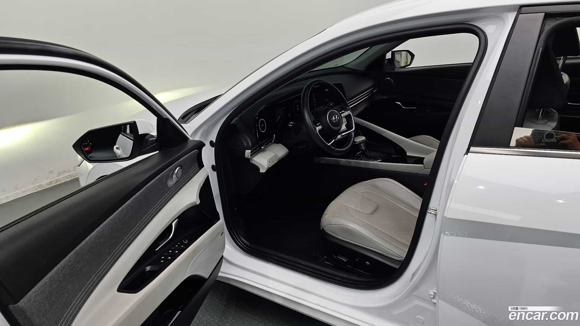 AVANTE Hyundai 2021.9-INNER-010