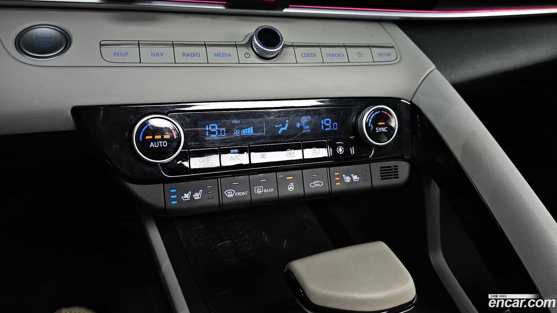 AVANTE Hyundai 2021.9-OPTION-042