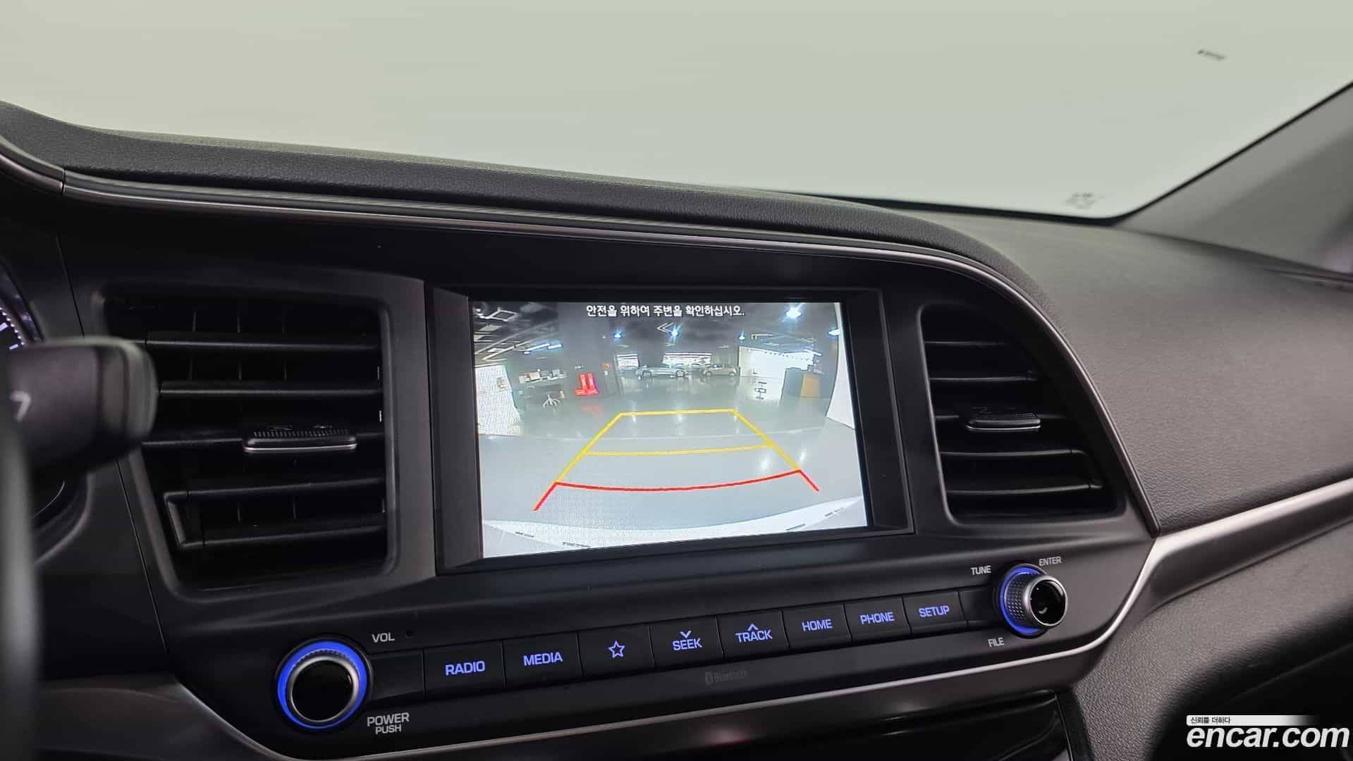 AVANTE Hyundai 2018.11-OPTION-020