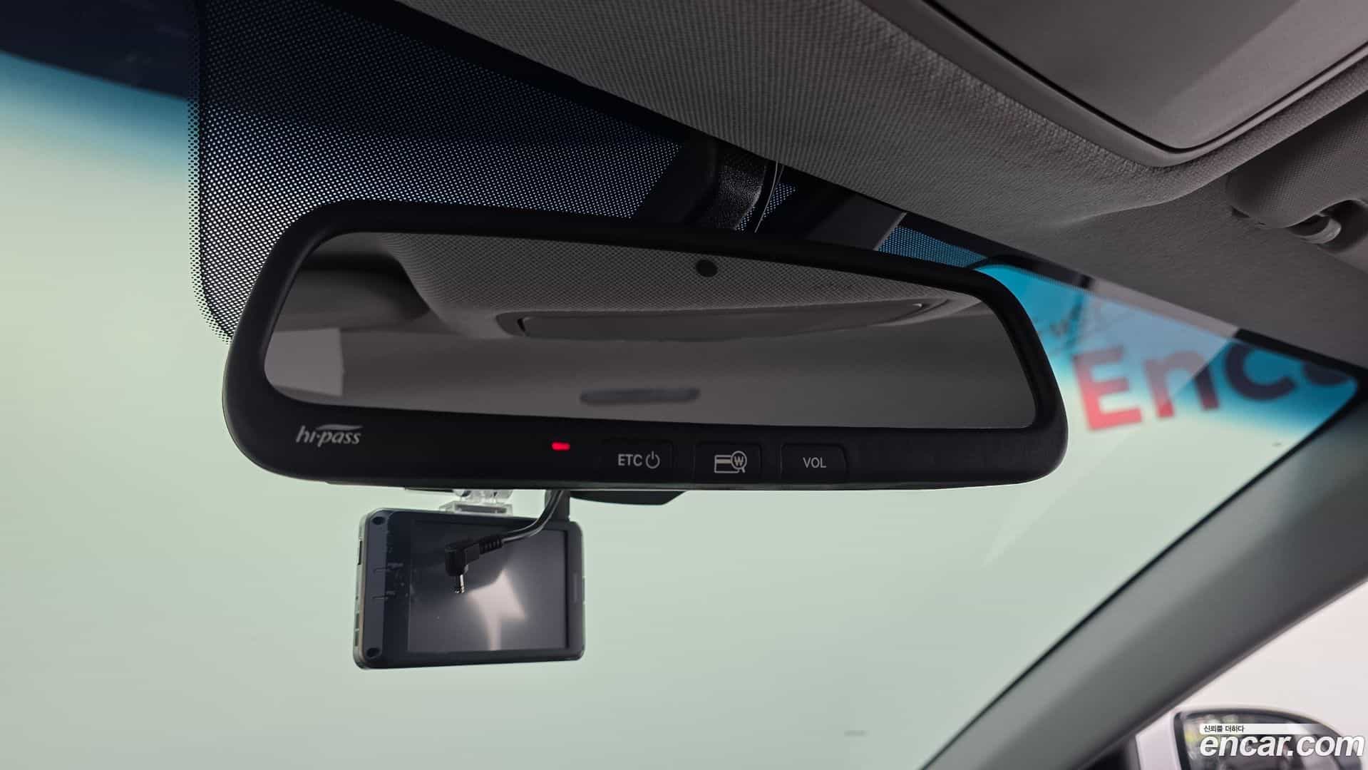 AVANTE Hyundai 2018.11-OPTION-022