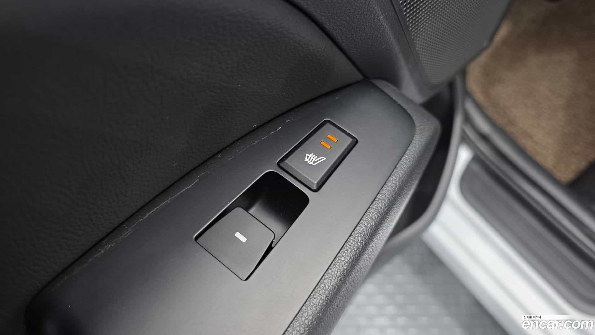 AVANTE Hyundai 2018.11-OPTION-024