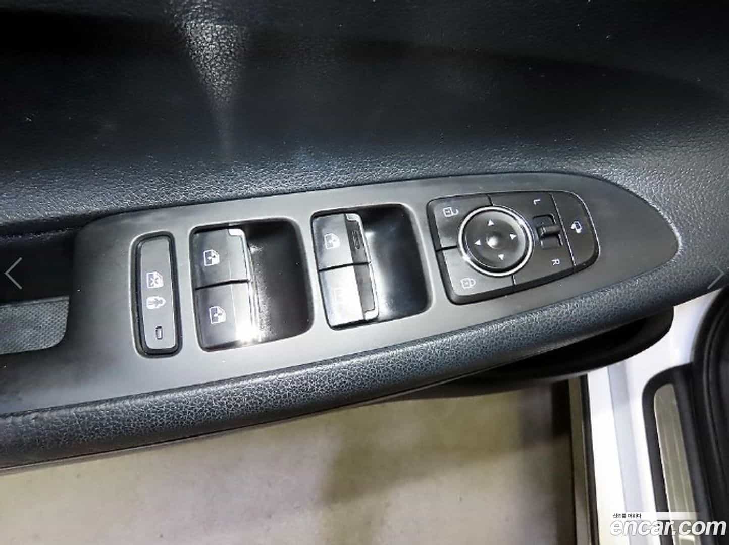 Grandeur Hyundai 2021.7-OPTION-017