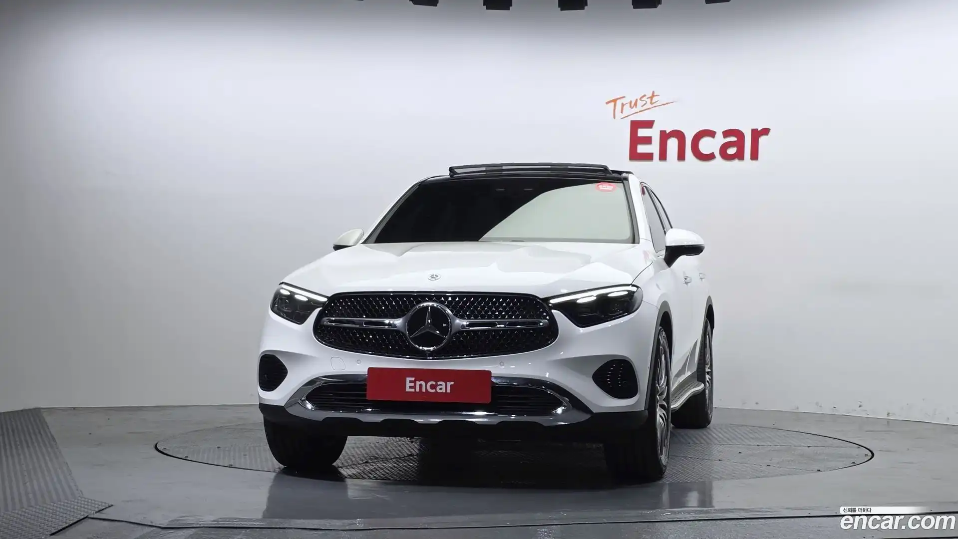 GLC-Class Mercedes-Benz 2025.0-OUTER-003