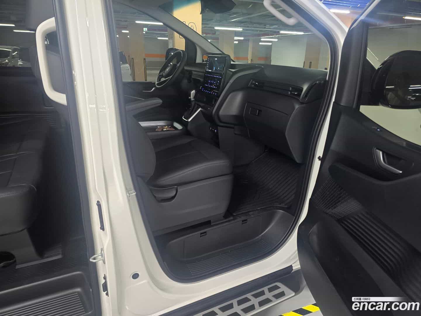 Staria Hyundai 2025.7-INNER-009