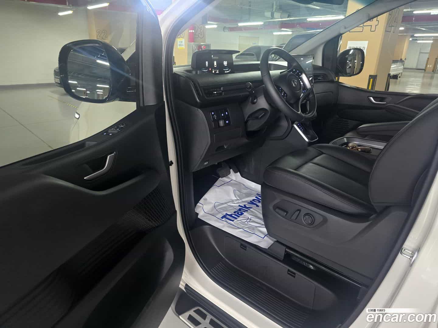 Staria Hyundai 2025.7-OPTION-015