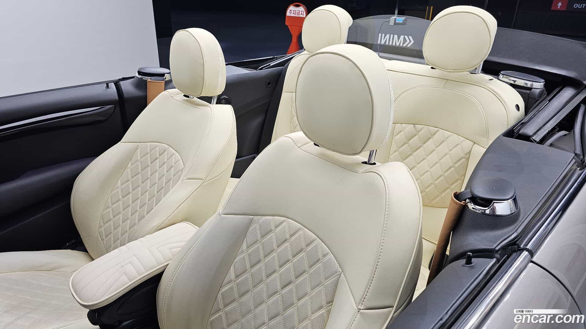Cooper Convertible Mini 2017.6-OPTION-016