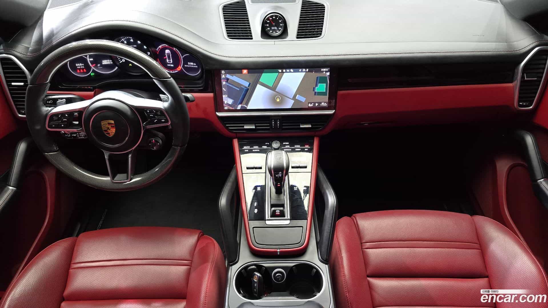 Cayenne Porsche 2021.5-INNER-007