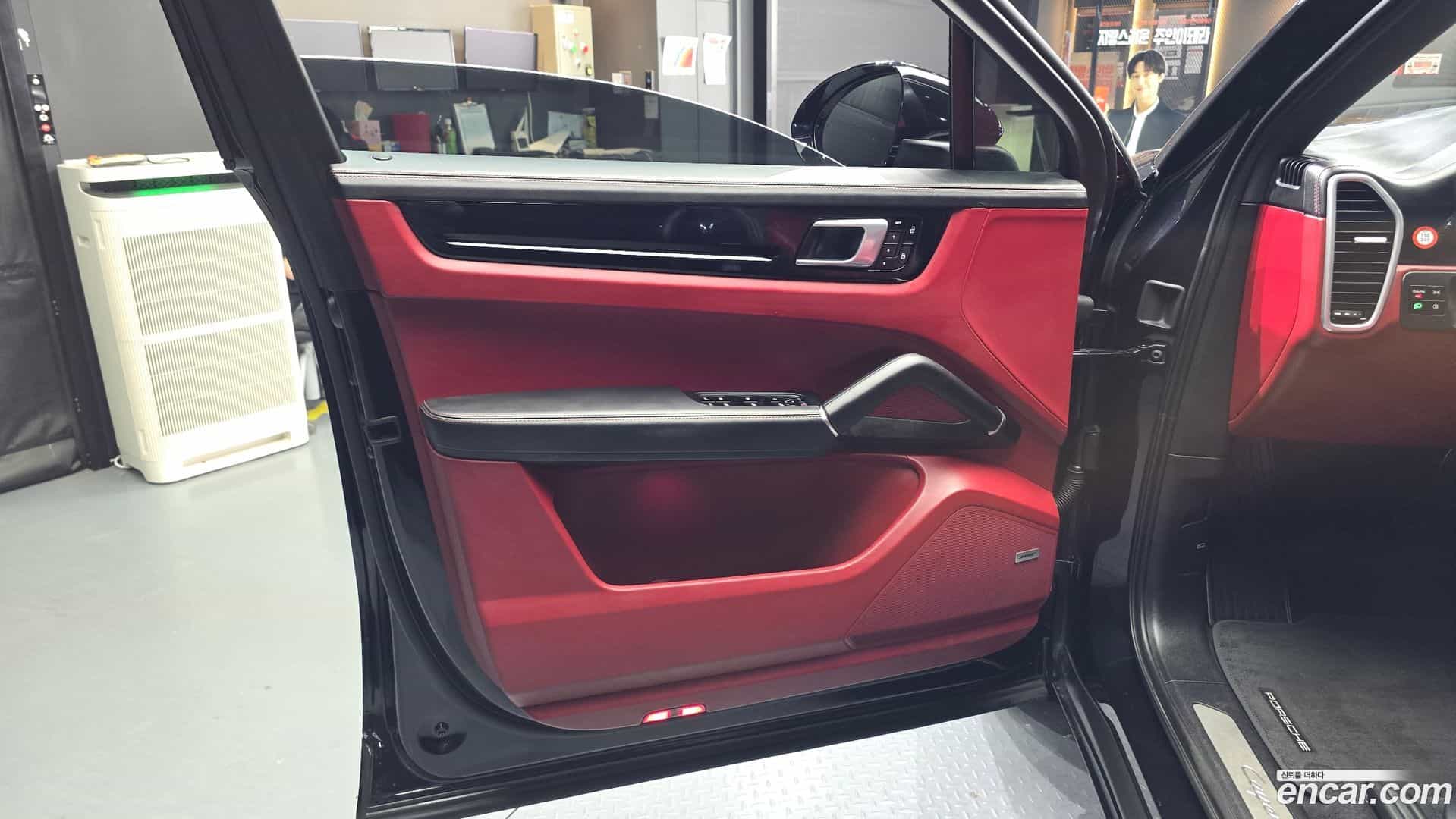 Cayenne Porsche 2021.5-INNER-034