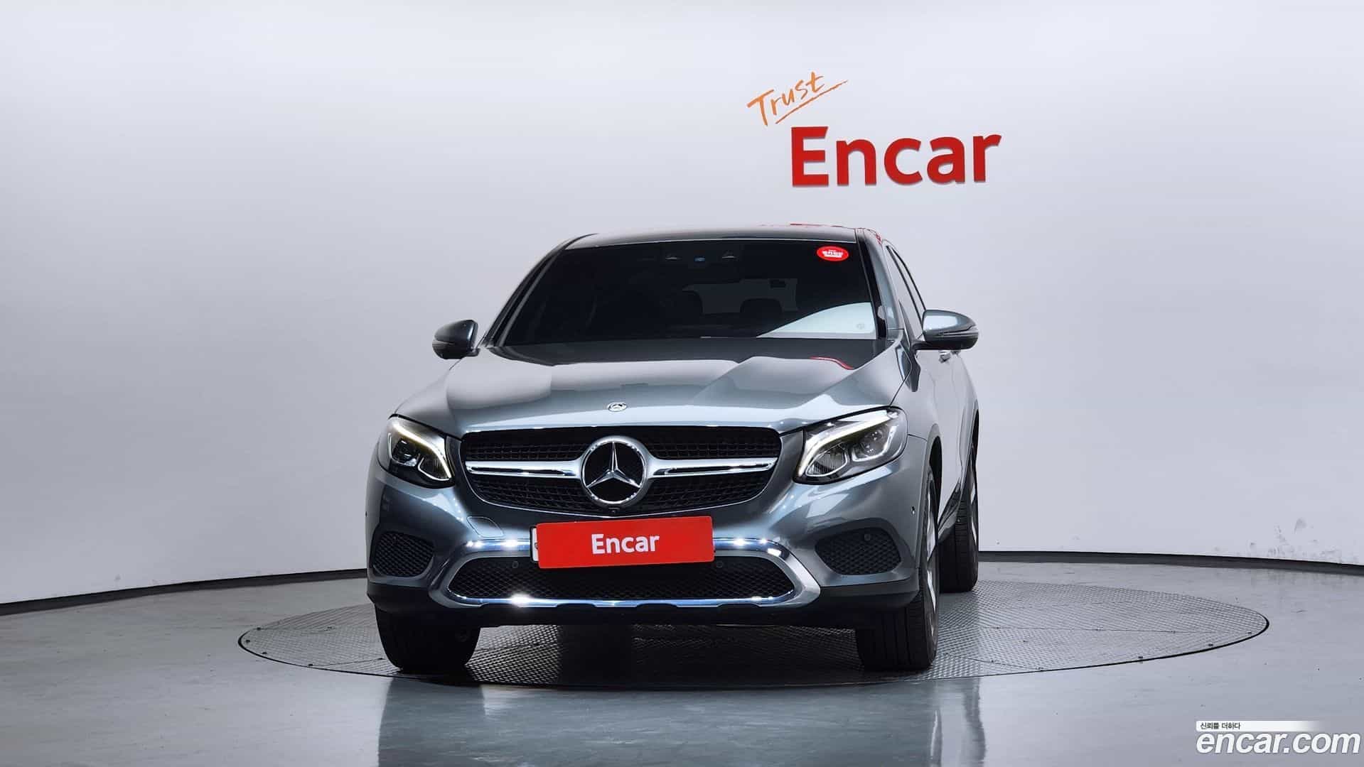 GLC-Class Mercedes-Benz 2019.8-OUTER-003