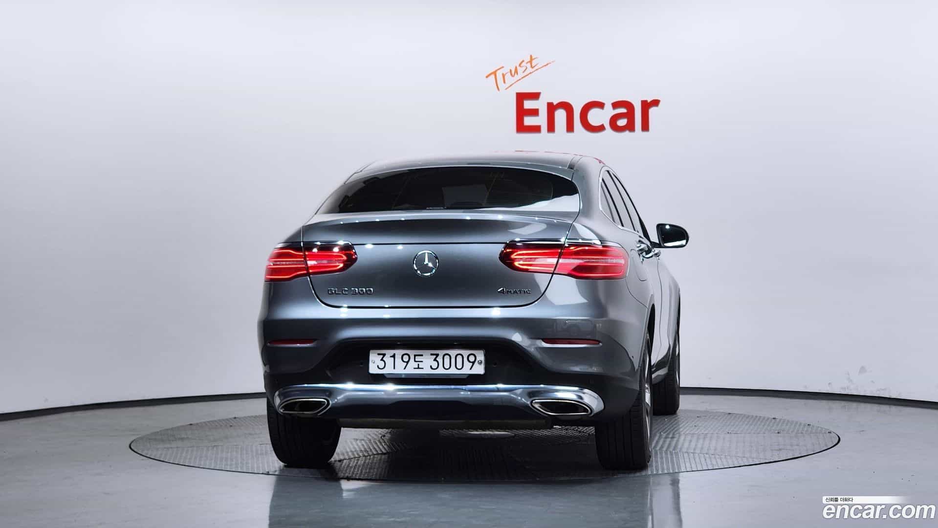 GLC-Class Mercedes-Benz 2019.8-OUTER-004