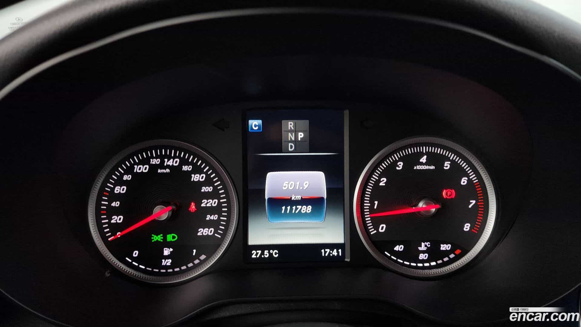 GLC-Class Mercedes-Benz 2019.8-INNER-008