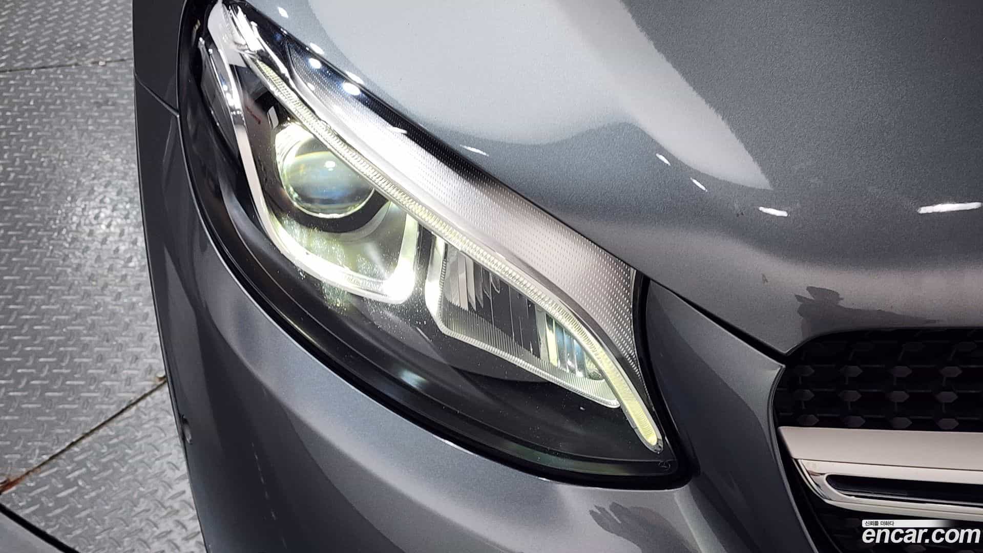 GLC-Class Mercedes-Benz 2019.8-OUTER-032