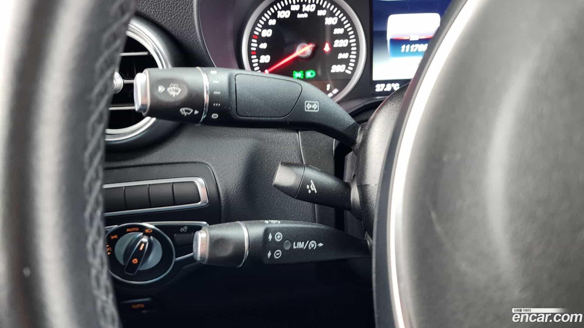GLC-Class Mercedes-Benz 2019.8-OPTION-042