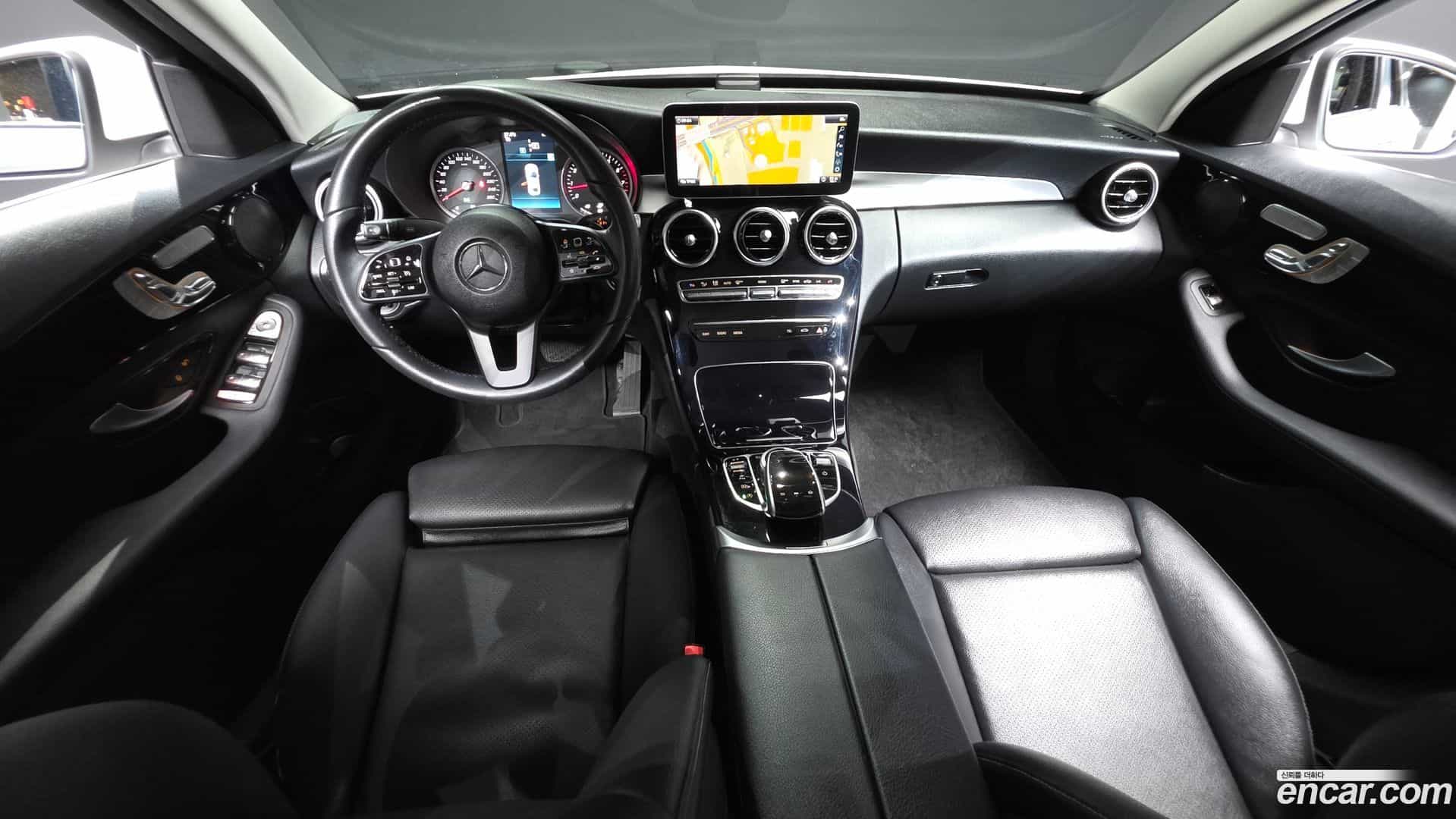 C-Class Mercedes-Benz 2019.10-INNER-007
