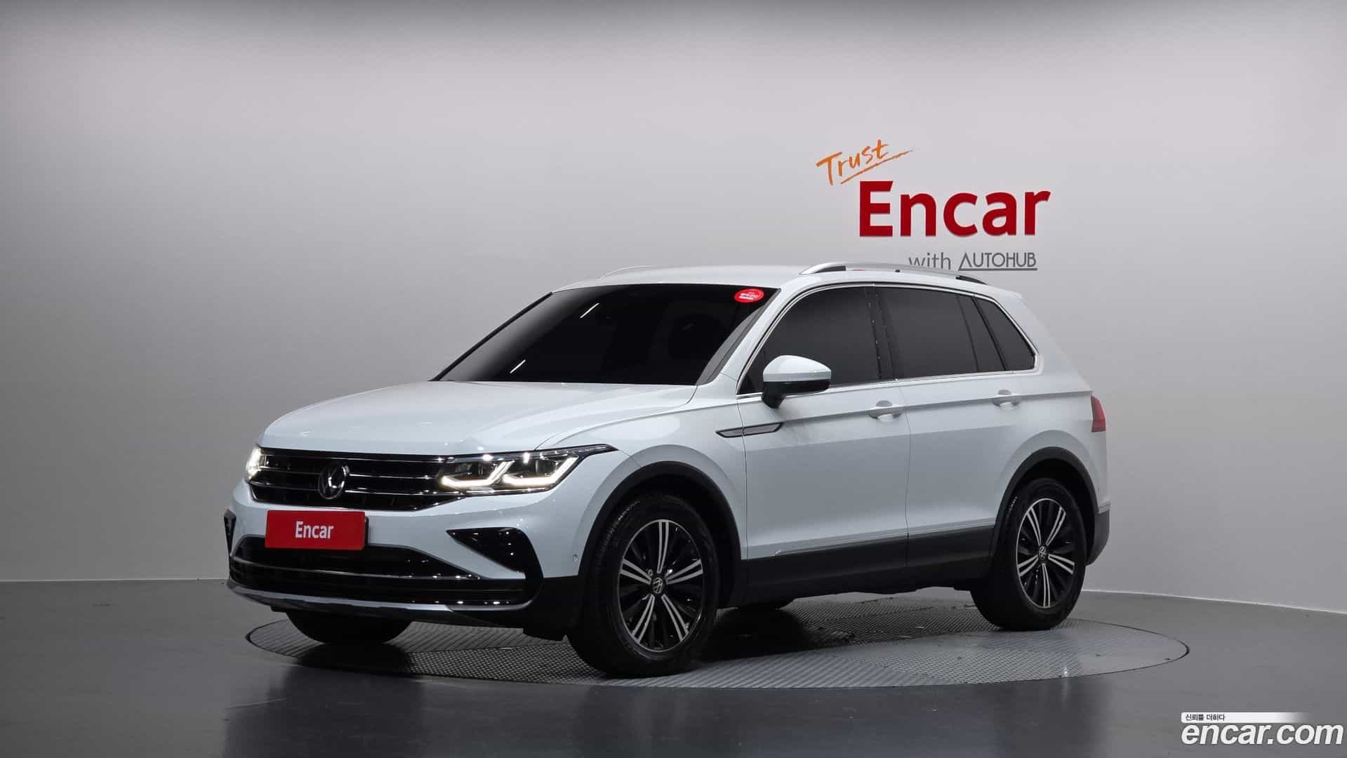 Tiguan Volkswagen 2023.10-OUTER-001