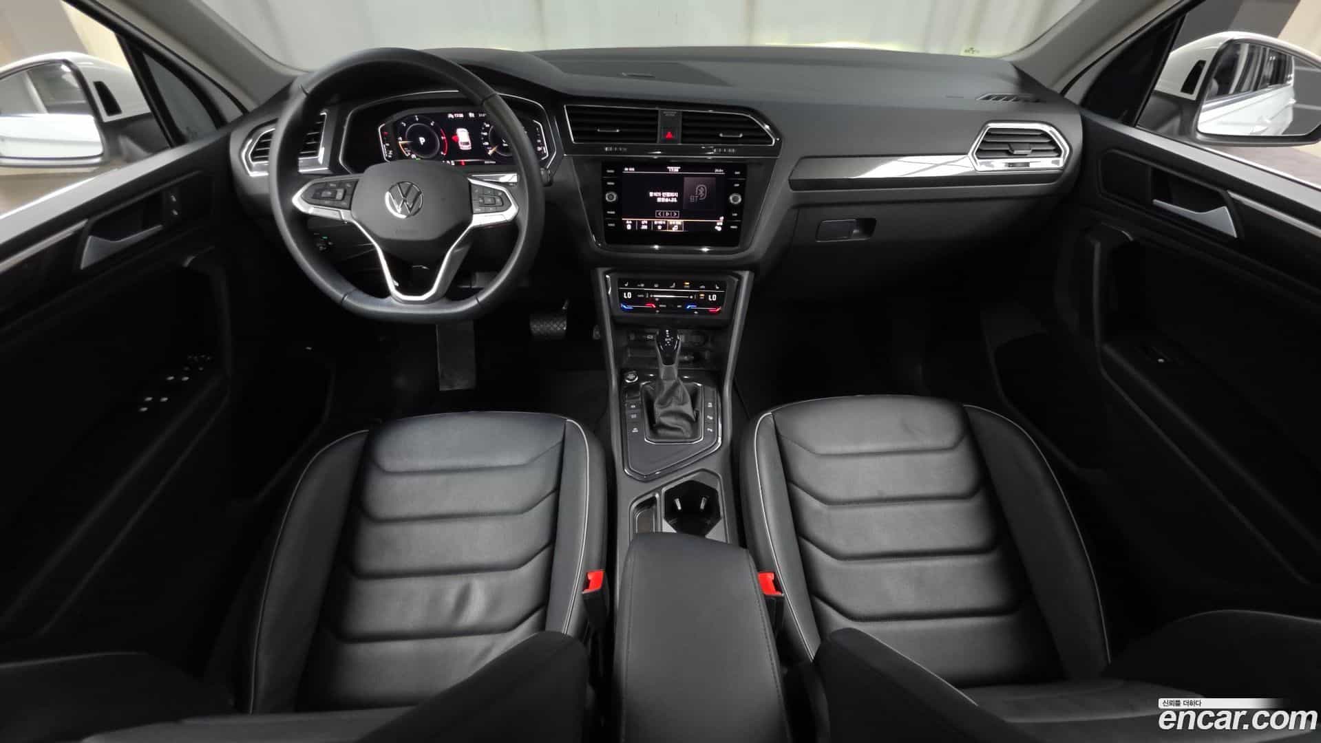 Tiguan Volkswagen 2023.10-INNER-007