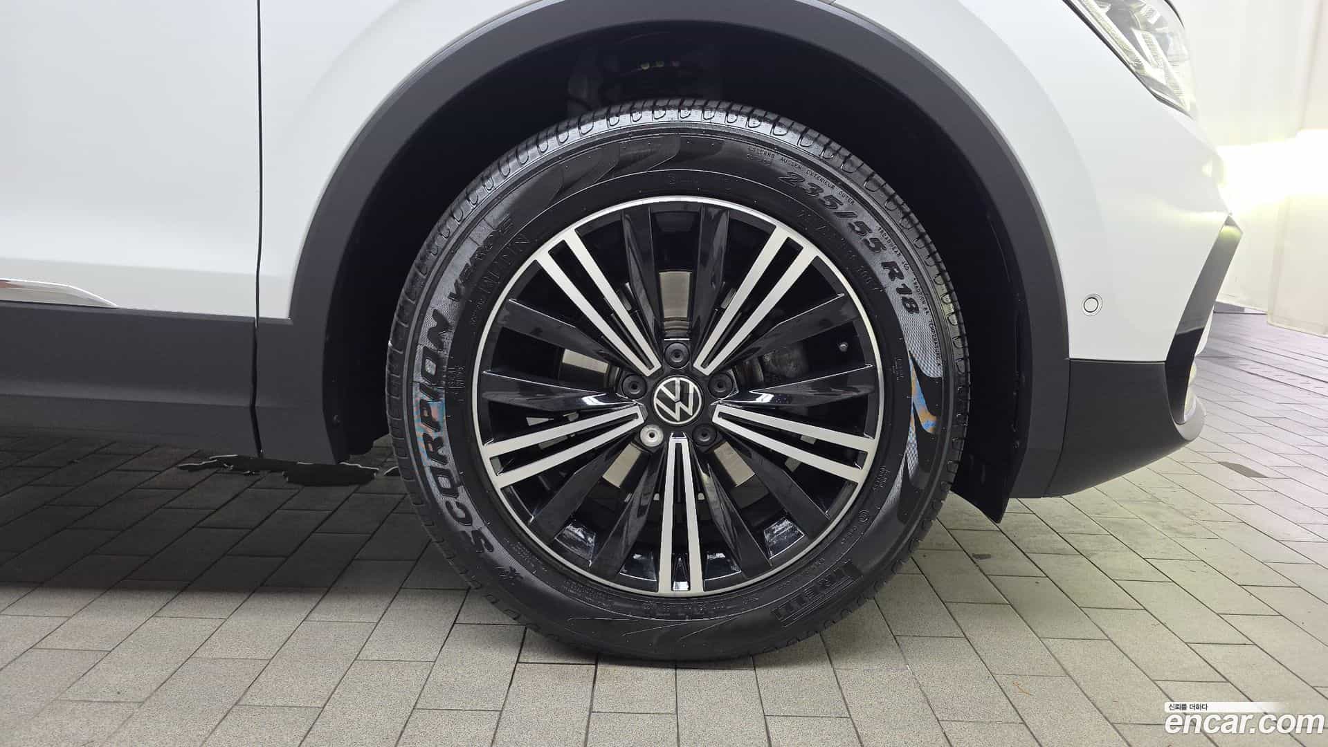 Tiguan Volkswagen 2023.10-OUTER-031