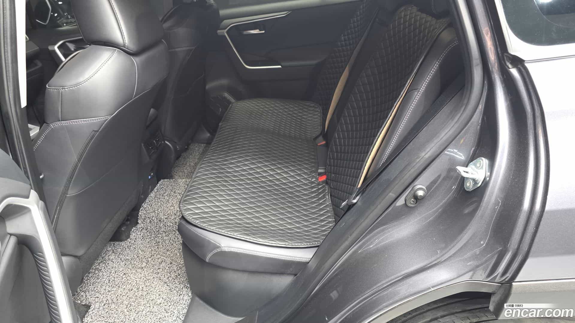 RAV4 Toyota 2022.11-OPTION-016