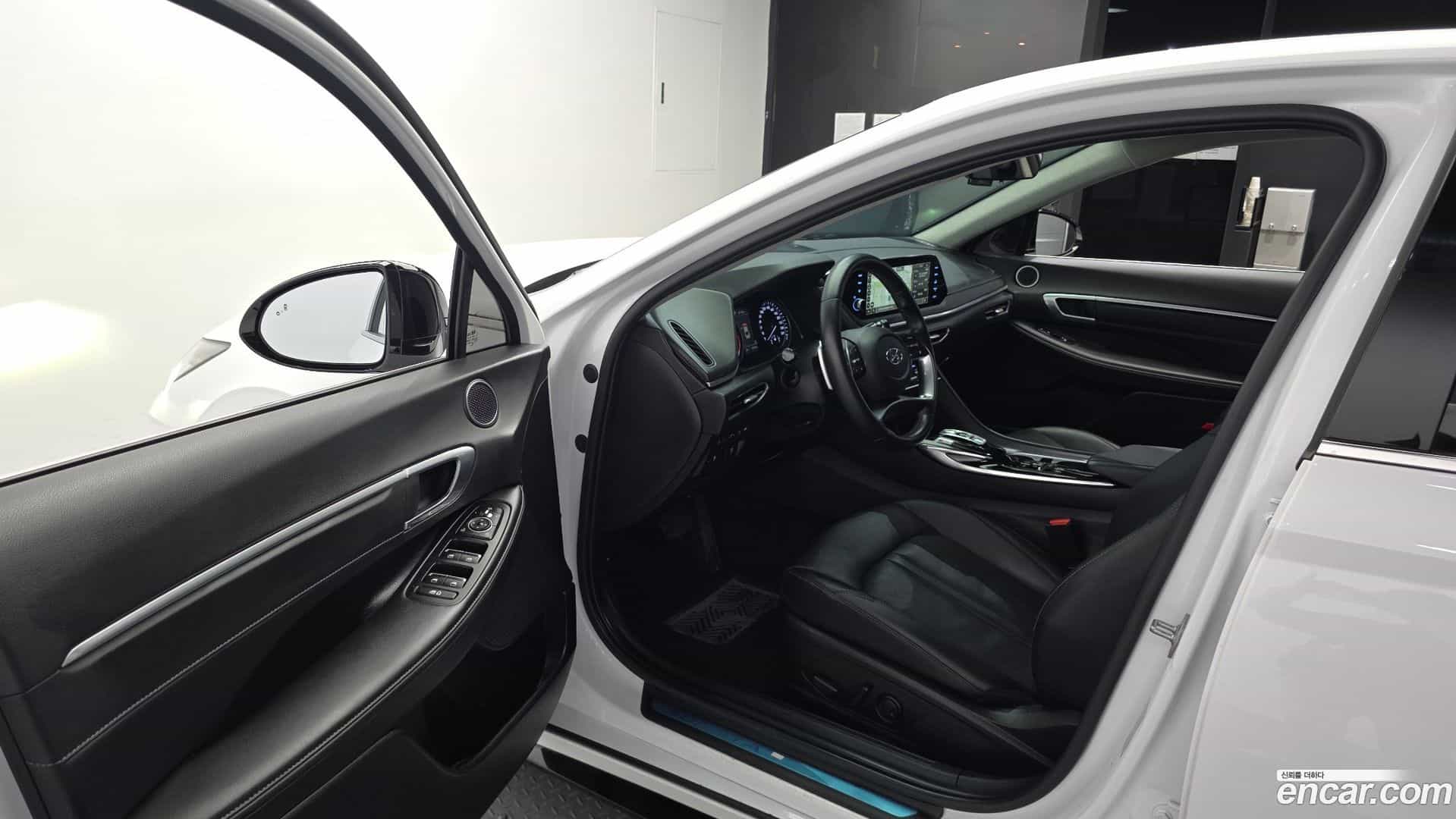 Sonata Hyundai 2022.8-INNER-010