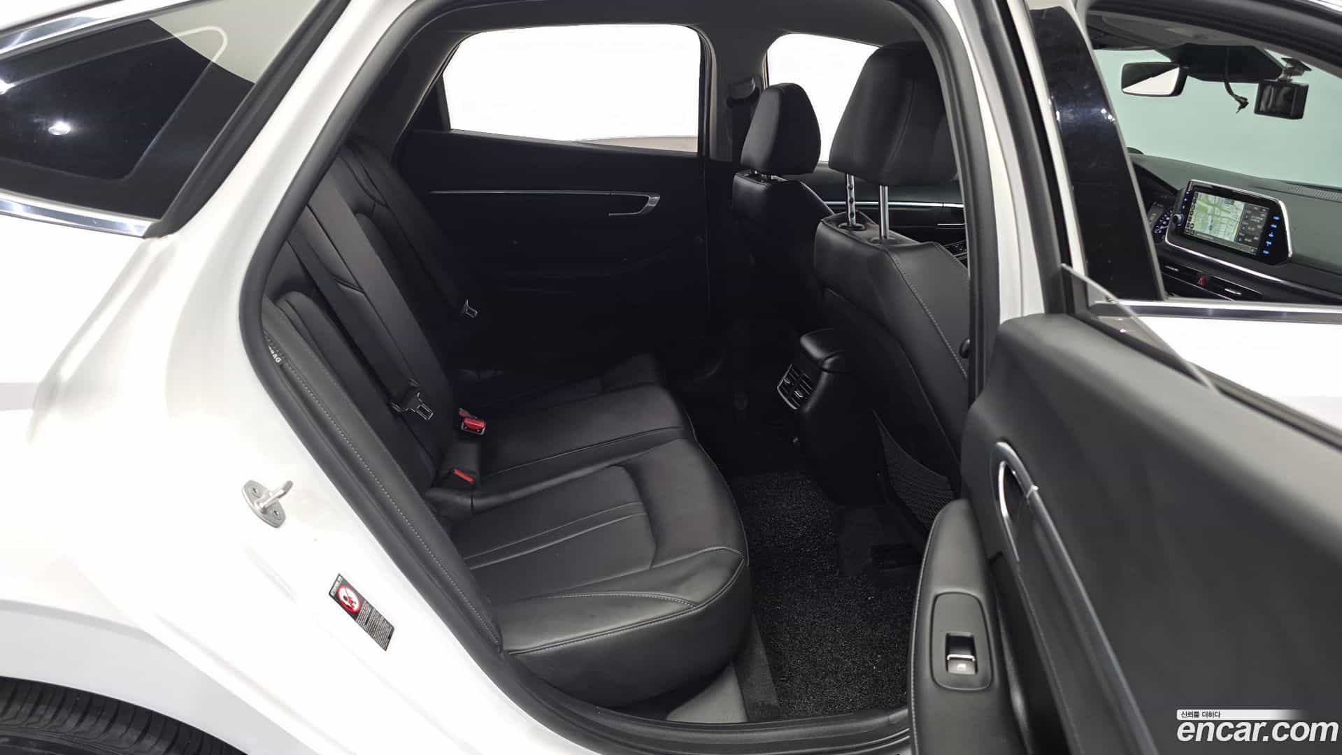Sonata Hyundai 2022.8-OPTION-015