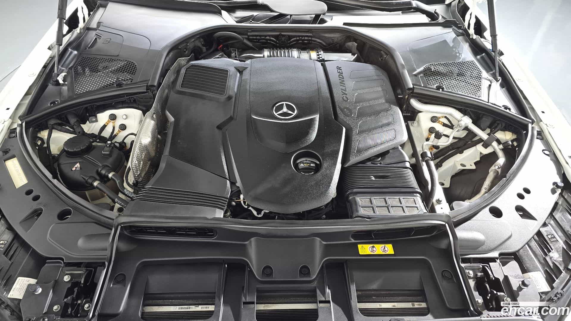 S-Class Mercedes-Benz 2022.1-OUTER-006
