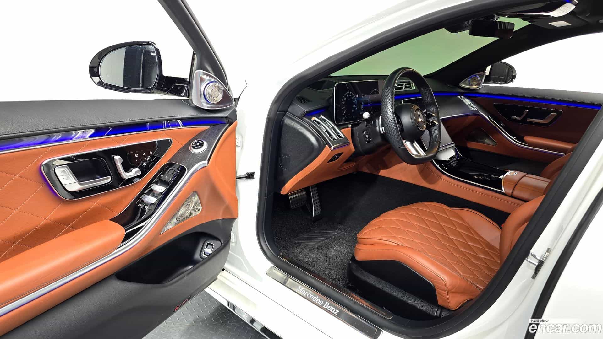 S-Class Mercedes-Benz 2022.1-INNER-010