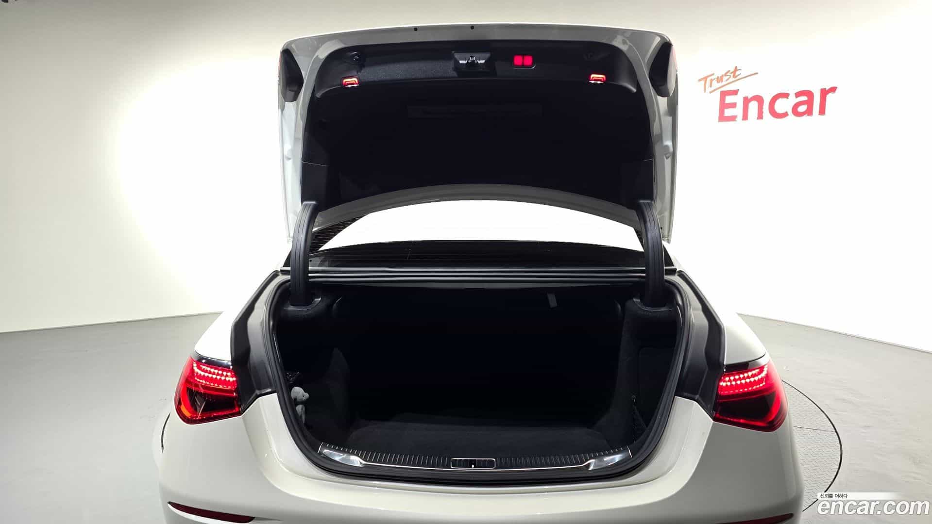 S-Class Mercedes-Benz 2022.1-OPTION-023