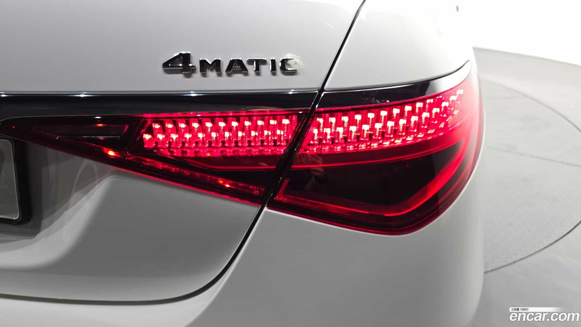 S-Class Mercedes-Benz 2022.1-OUTER-033