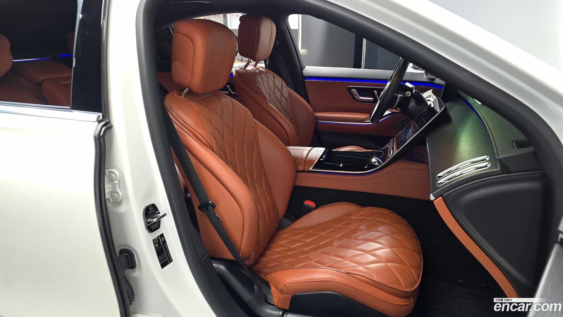 S-Class Mercedes-Benz 2022.1-INNER-036