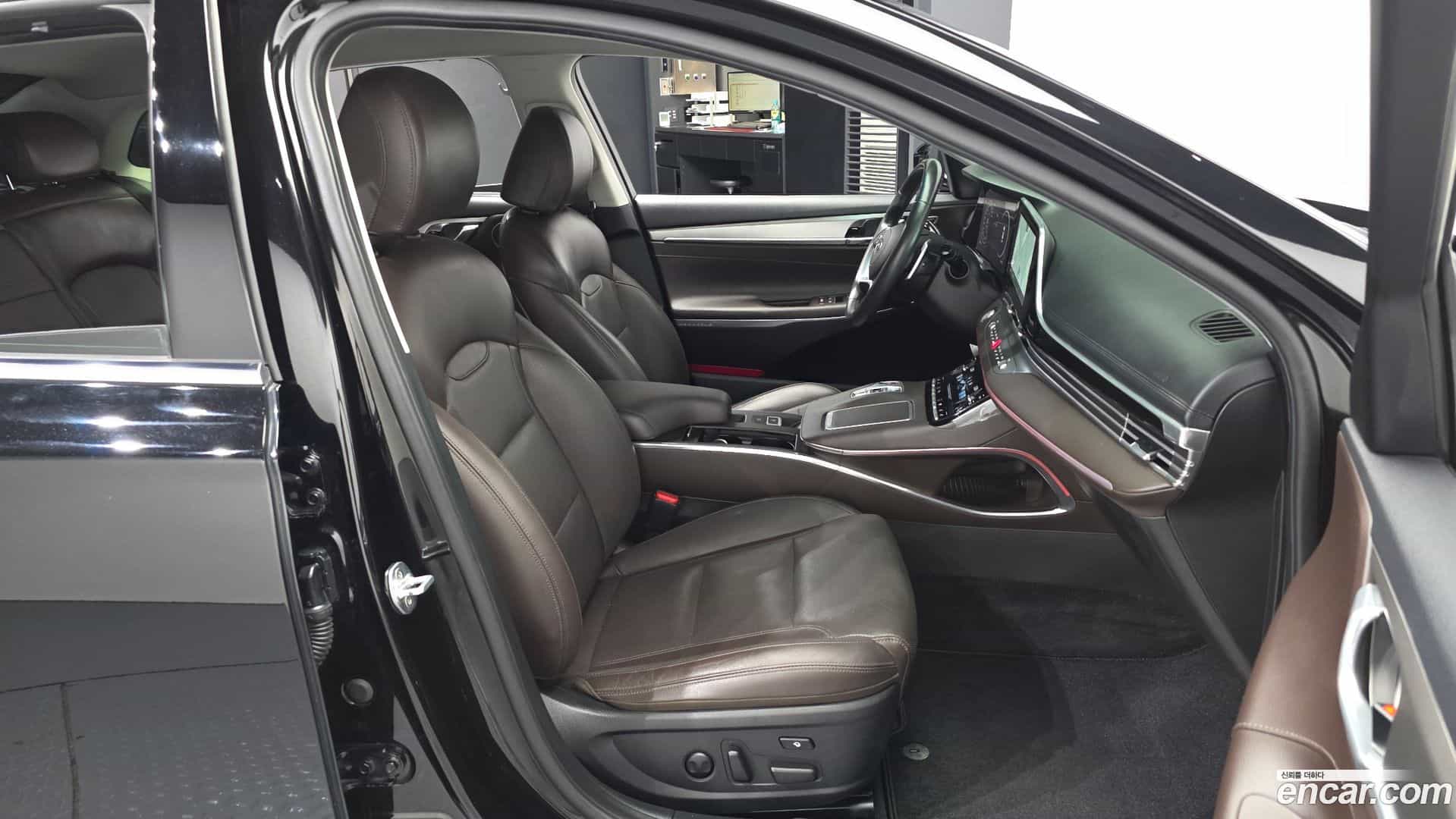 Grandeur Hyundai 2020.8-OPTION-015