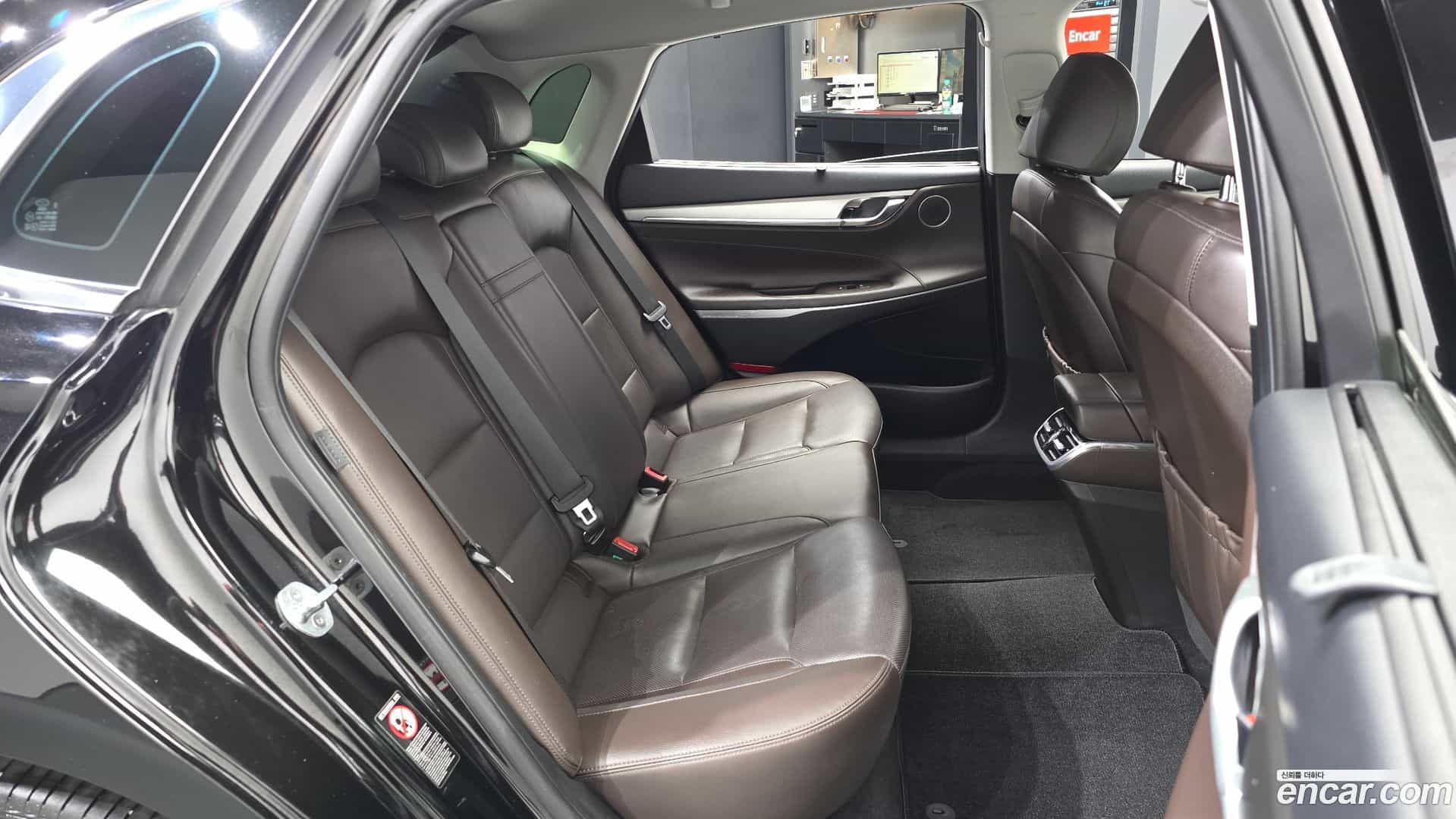 Grandeur Hyundai 2020.8-OPTION-016