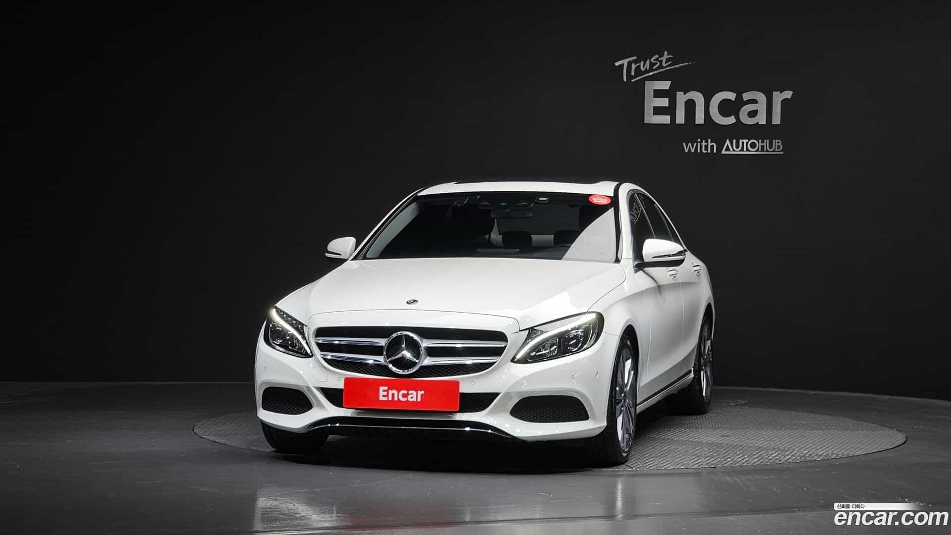 C-Class Mercedes-Benz 2018.0-OUTER-003