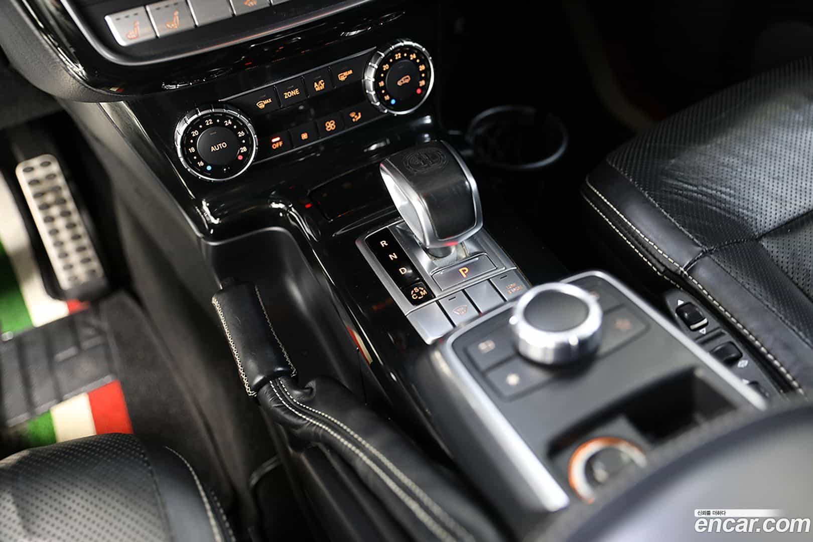G-Class Mercedes-Benz 2015.2-INNER-010