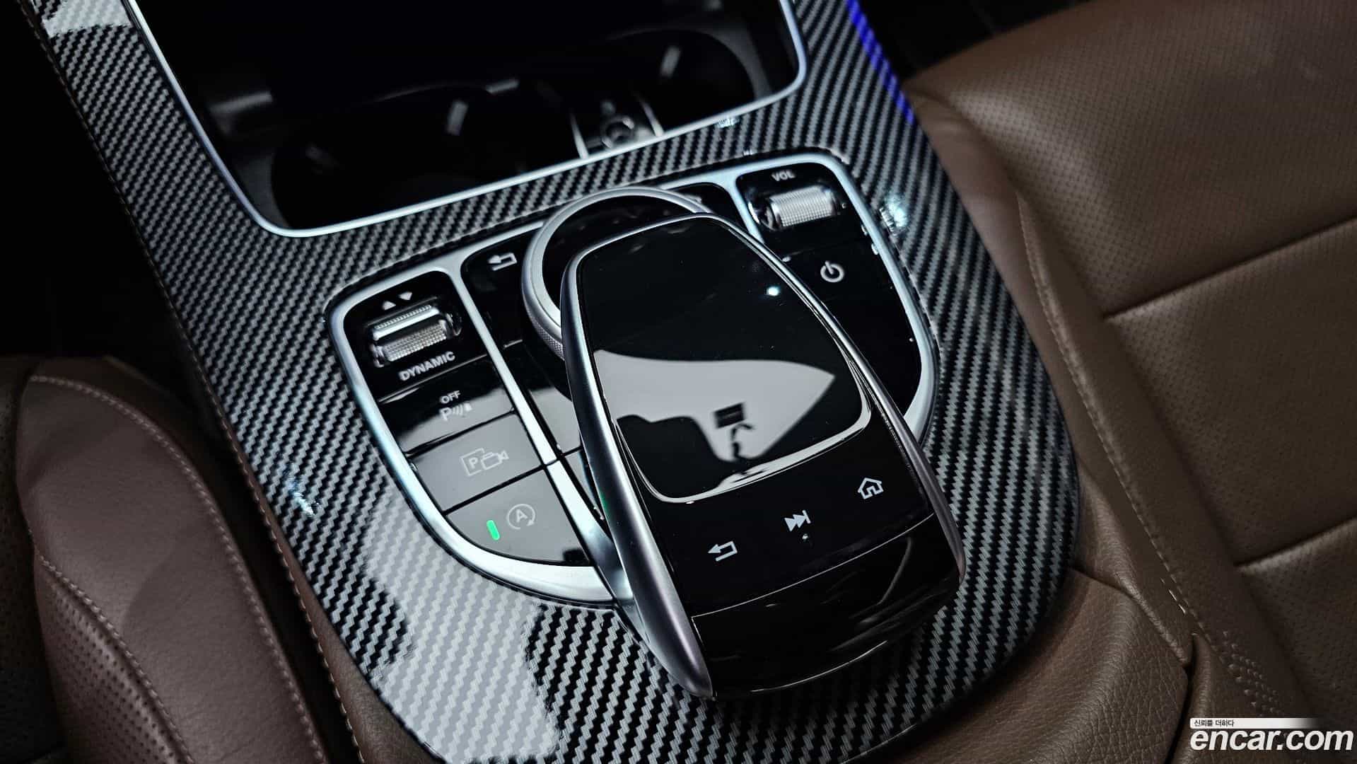 E-Class Mercedes-Benz 2018.2-OPTION-040
