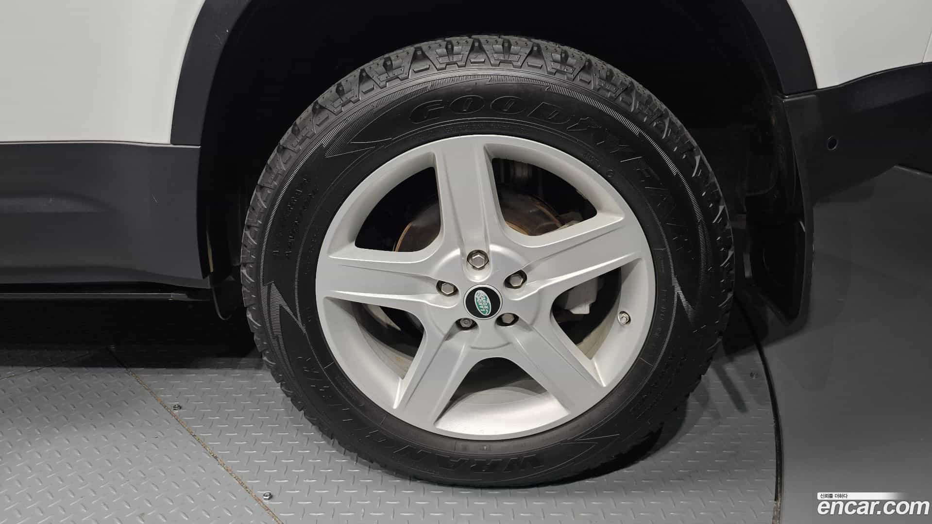 Defender Land Rover 2020.11-OUTER-031