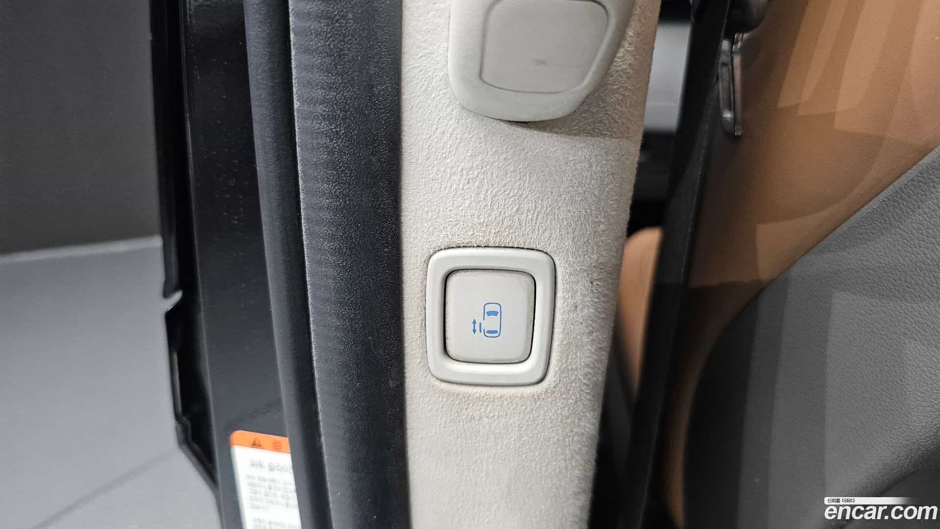 Staria Hyundai 2021.4-OPTION-023